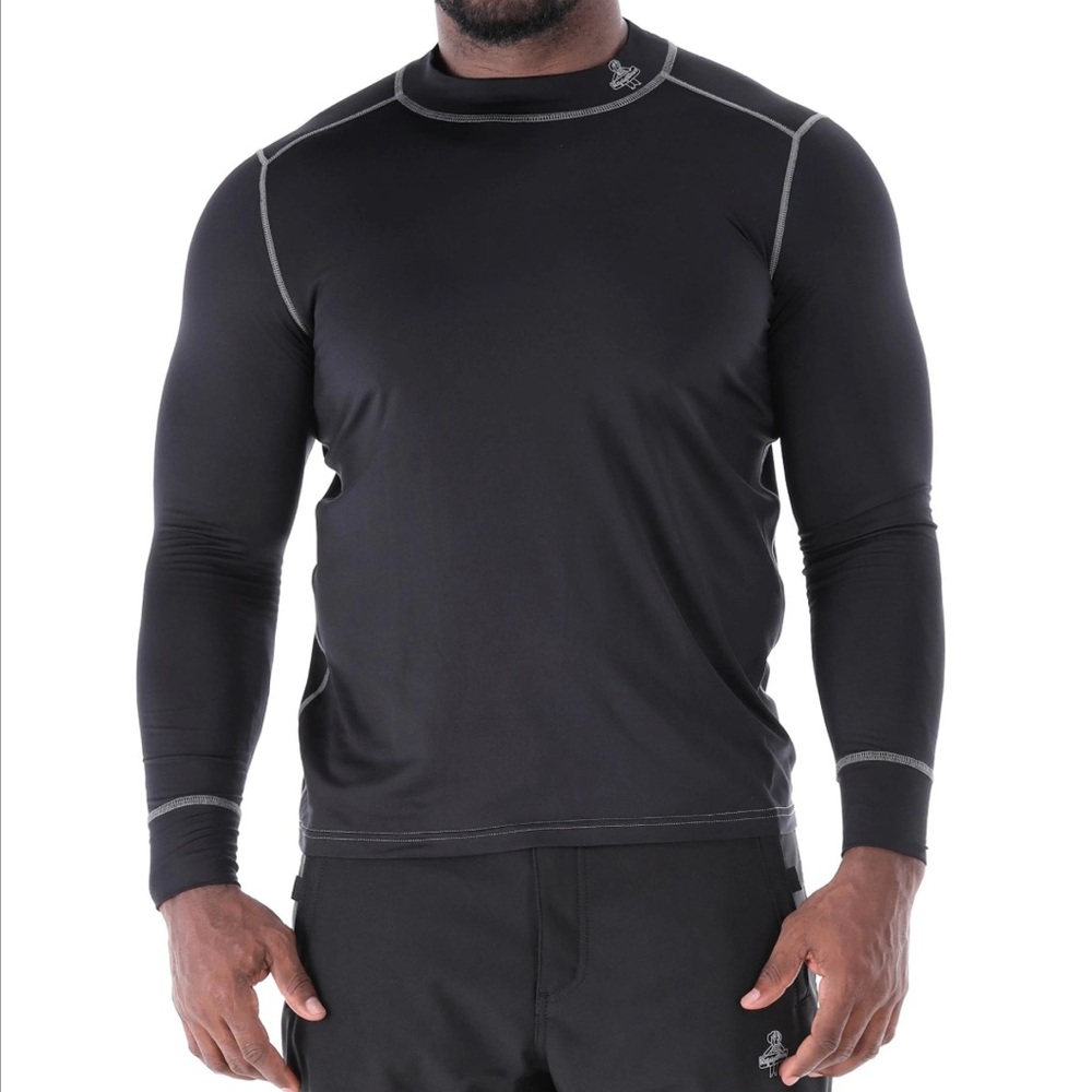 RefrigiWear Lightweight Base Layer Long Sleeve Top Style 8820 Size Medium